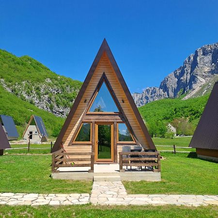 Wooden Cottages Konak Savnik エクステリア 写真