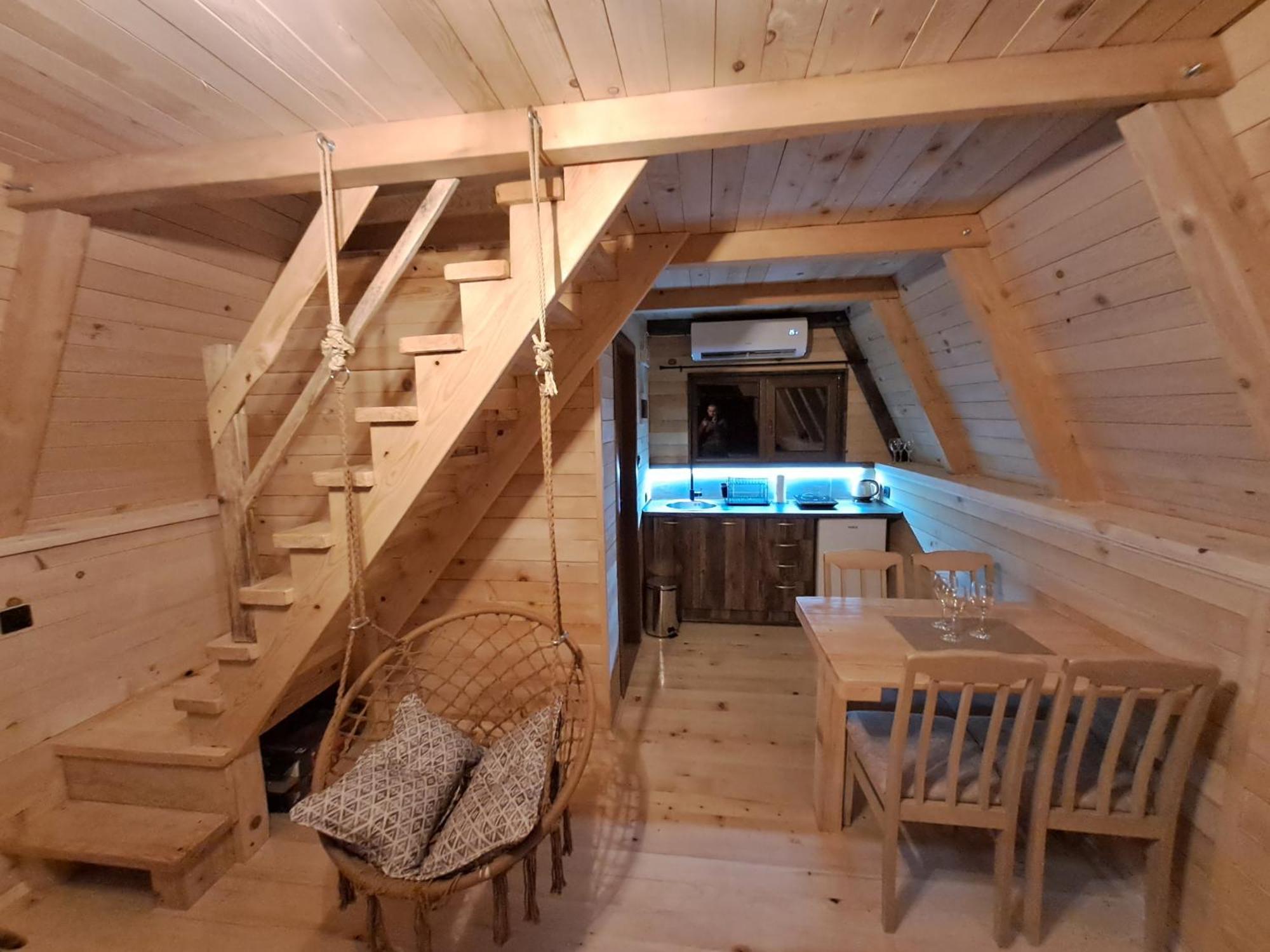 Wooden Cottages Konak Savnik エクステリア 写真