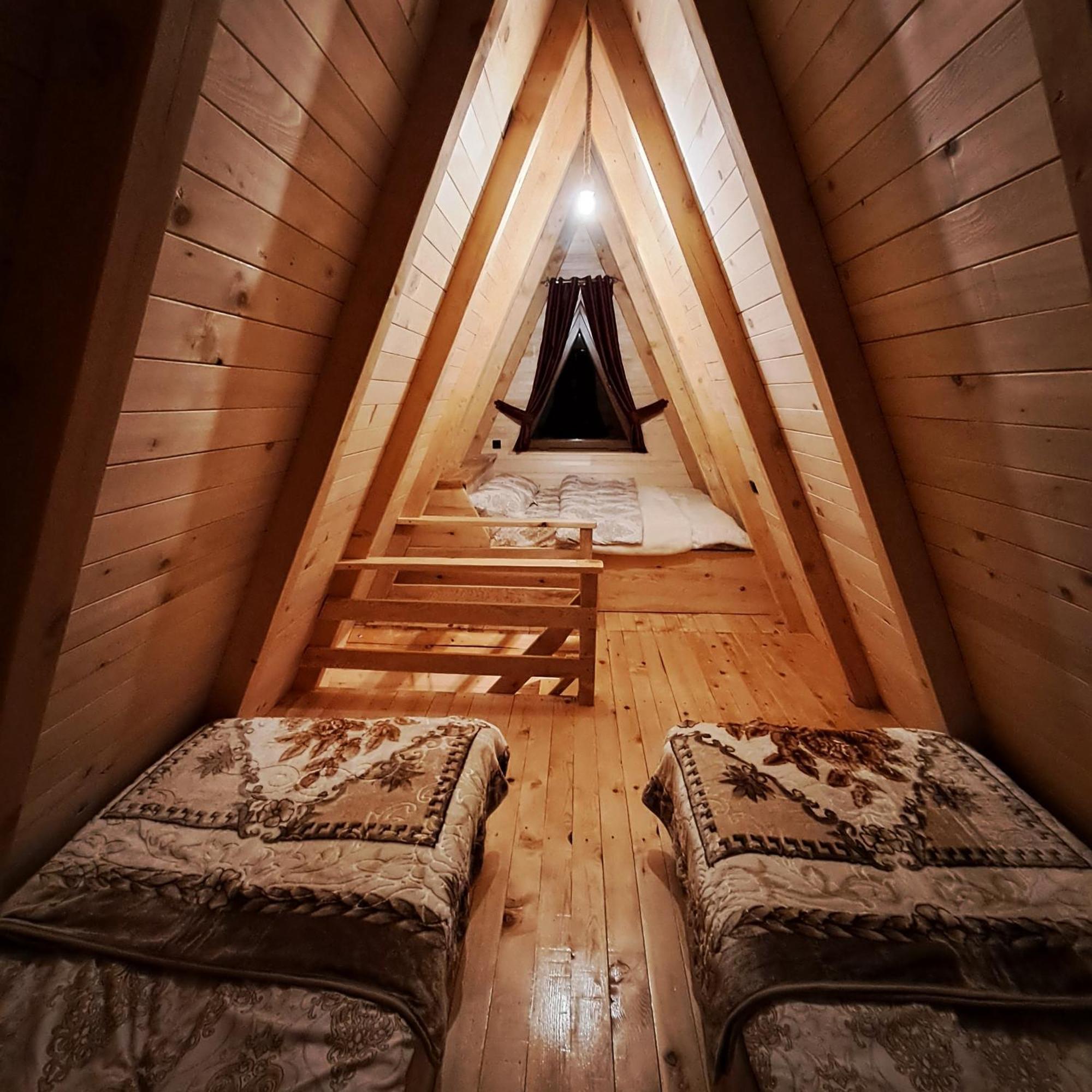 Wooden Cottages Konak Savnik エクステリア 写真