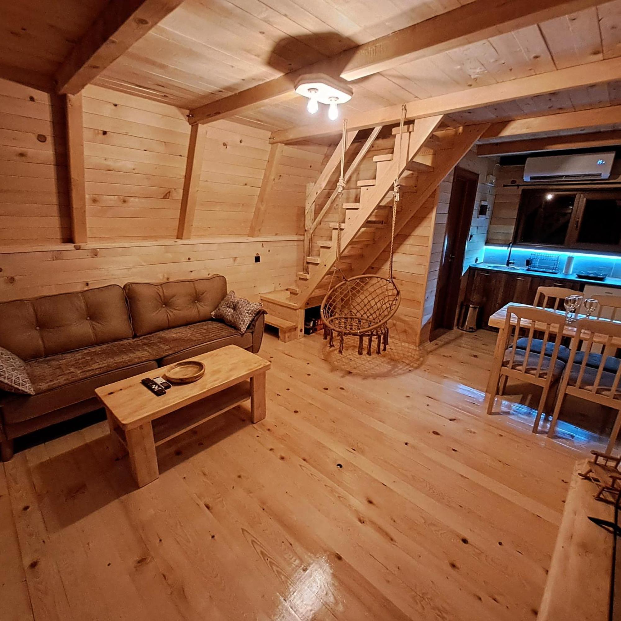 Wooden Cottages Konak Savnik エクステリア 写真