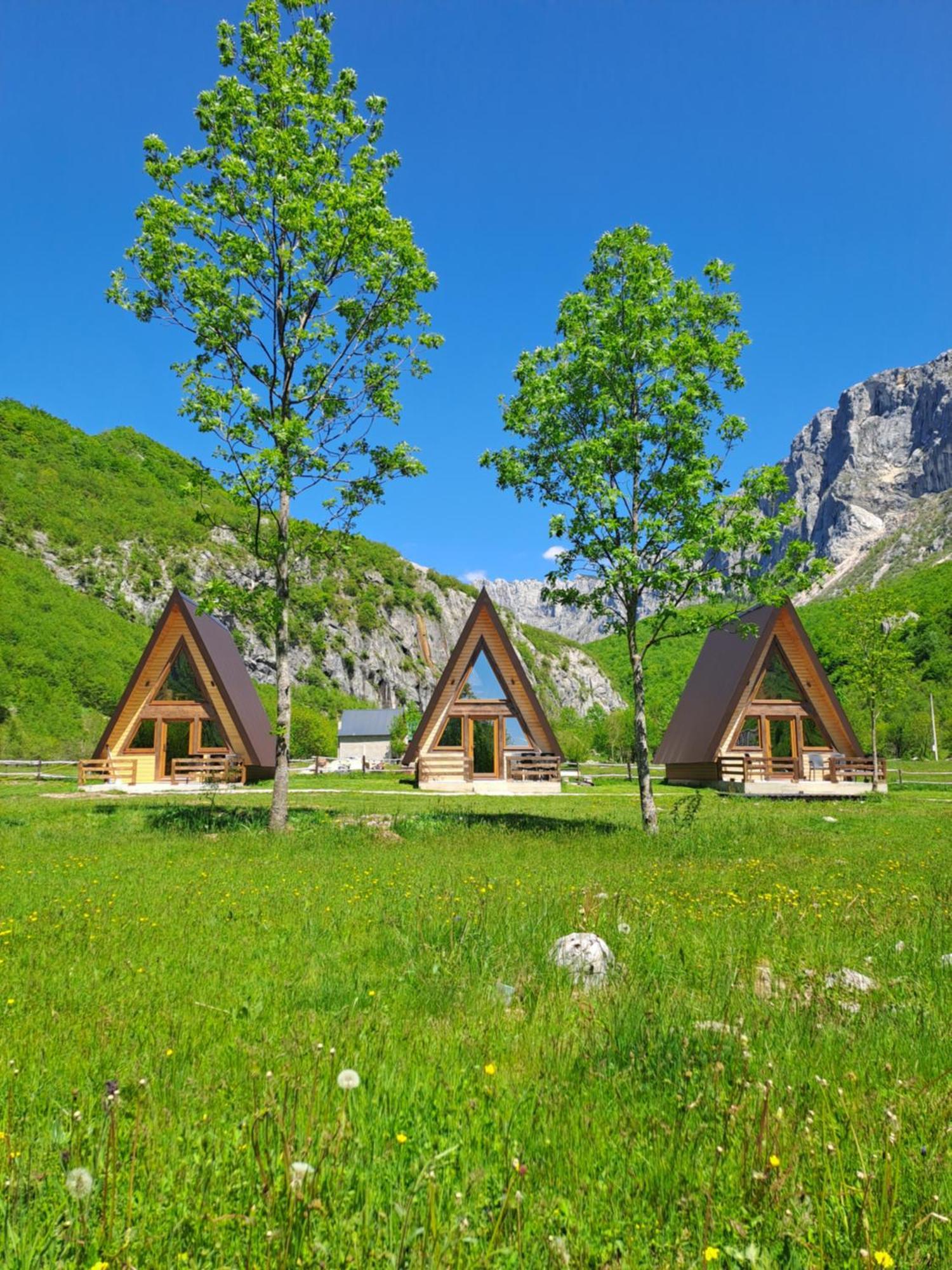 Wooden Cottages Konak Savnik エクステリア 写真